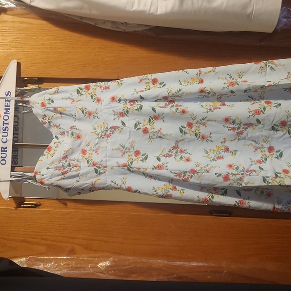 NWT Forever 21 Blue Floral Dress - Picture 3 of 4